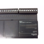 TM221CE40T